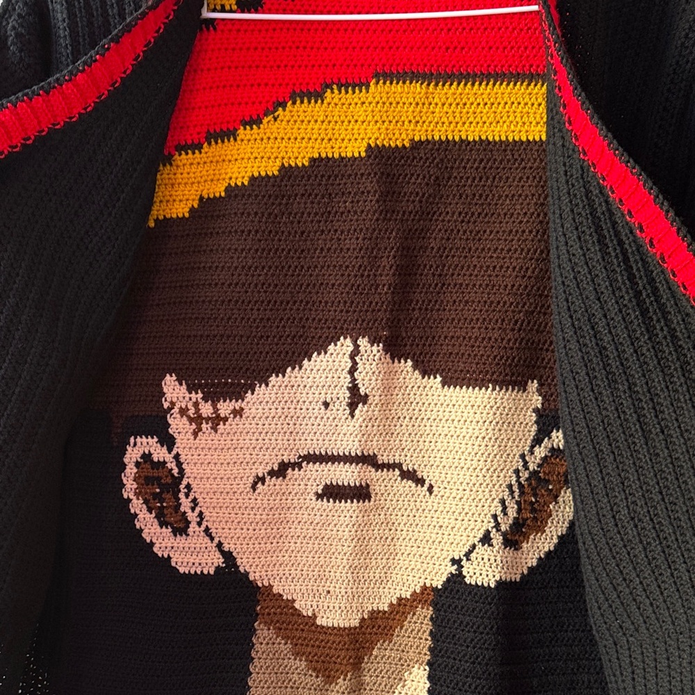 Luffy cardigan Black and Red Graphic crochet 🧶 size XL - Picture 8 of 11